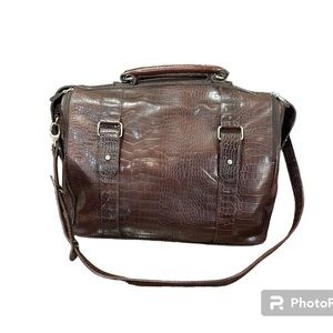 Bath & Body Works brown faux croc leather weekender/duffle bag great travel π§³